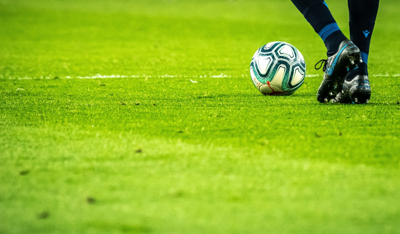 Guia Completo sobre Como Assistir Todos os Canais de Futebol via IPTV - IPTV 15 Reais